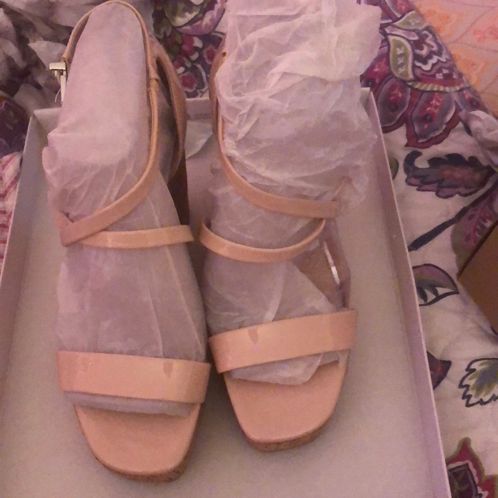 Jessica Simpson - Picture 2 of 5